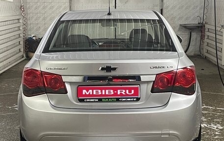 Chevrolet Cruze II, 2010 год, 699 000 рублей, 1 фотография