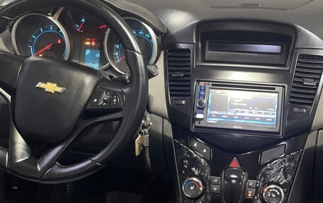 Chevrolet Cruze II, 2010 год, 699 000 рублей, 5 фотография