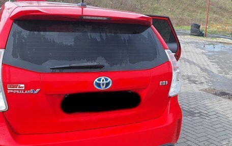 Toyota Prius v (+) I (ZVW40/41) рестайлинг, 2016 год, 1 987 000 рублей, 11 фотография