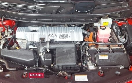 Toyota Prius v (+) I (ZVW40/41) рестайлинг, 2016 год, 1 987 000 рублей, 3 фотография