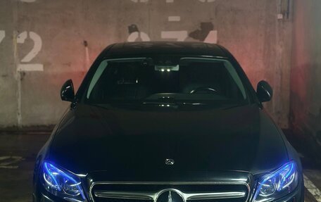 Mercedes-Benz E-Класс, 2019 год, 2 800 000 рублей, 12 фотография