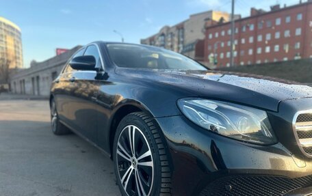 Mercedes-Benz E-Класс, 2019 год, 2 800 000 рублей, 9 фотография