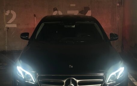 Mercedes-Benz E-Класс, 2019 год, 2 800 000 рублей, 13 фотография