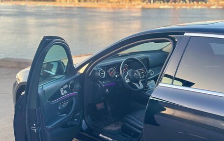 Mercedes-Benz E-Класс, 2019 год, 2 800 000 рублей, 20 фотография