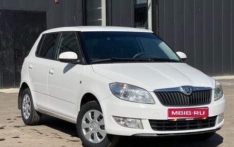 Skoda Fabia II, 2013 год, 850 000 рублей, 3 фотография