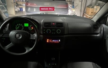 Skoda Fabia II, 2013 год, 850 000 рублей, 15 фотография