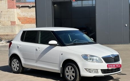 Skoda Fabia II, 2013 год, 850 000 рублей, 5 фотография