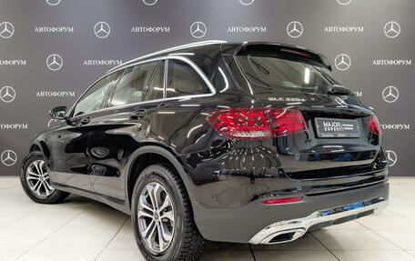 Mercedes-Benz GLC, 2022 год, 4 200 000 рублей, 7 фотография