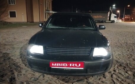 Volkswagen Passat B5+ рестайлинг, 1998 год, 325 000 рублей, 2 фотография