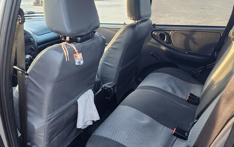 Chevrolet Niva I рестайлинг, 2017 год, 690 000 рублей, 7 фотография