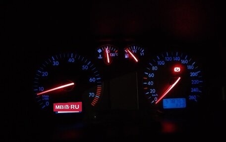 Volkswagen Passat B5+ рестайлинг, 1998 год, 325 000 рублей, 8 фотография