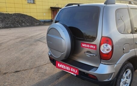 Chevrolet Niva I рестайлинг, 2017 год, 690 000 рублей, 5 фотография