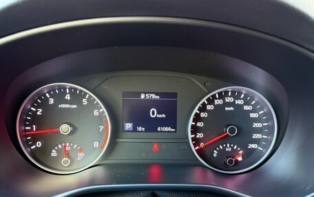 KIA Sportage IV рестайлинг, 2020 год, 2 700 000 рублей, 9 фотография