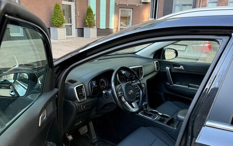 KIA Sportage IV рестайлинг, 2020 год, 2 700 000 рублей, 11 фотография