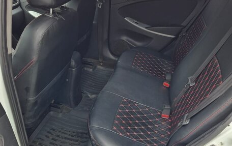 Hyundai Solaris II рестайлинг, 2012 год, 335 000 рублей, 5 фотография