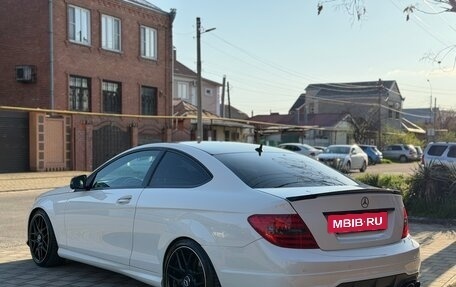 Mercedes-Benz C-Класс, 2011 год, 1 550 000 рублей, 6 фотография