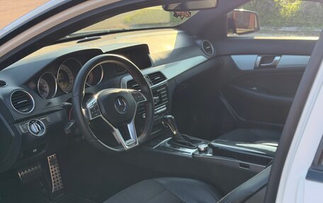 Mercedes-Benz C-Класс, 2011 год, 1 550 000 рублей, 12 фотография