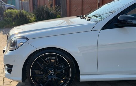 Mercedes-Benz C-Класс, 2011 год, 1 550 000 рублей, 15 фотография