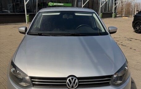 Volkswagen Polo VI (EU Market), 2014 год, 980 000 рублей, 2 фотография