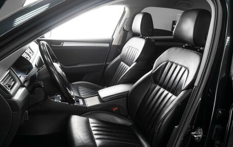 Skoda Superb III рестайлинг, 2018 год, 2 399 000 рублей, 10 фотография