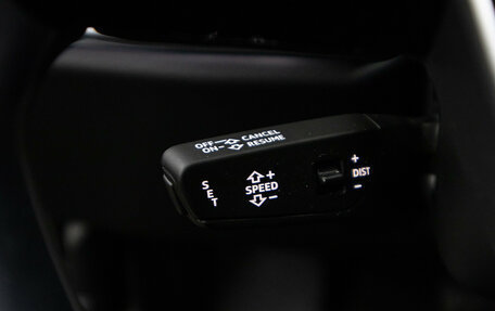 Audi A8, 2023 год, 10 300 000 рублей, 21 фотография