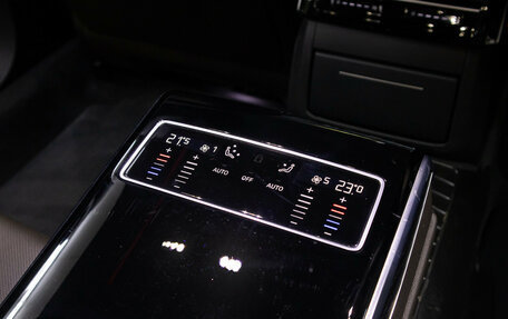 Audi A8, 2023 год, 10 300 000 рублей, 24 фотография