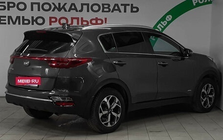 KIA Sportage IV рестайлинг, 2018 год, 2 420 000 рублей, 4 фотография