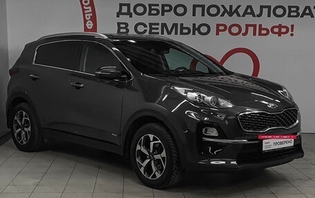 KIA Sportage IV рестайлинг, 2018 год, 2 420 000 рублей, 3 фотография
