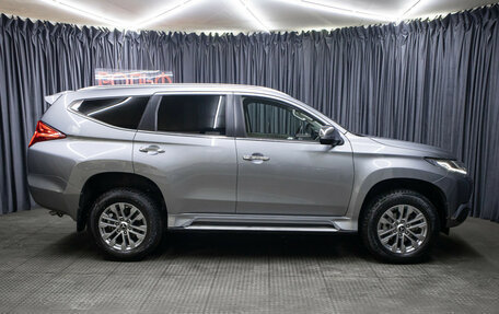 Mitsubishi Pajero Sport III рестайлинг, 2019 год, 3 798 000 рублей, 4 фотография