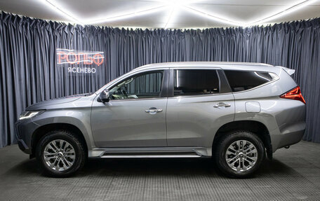 Mitsubishi Pajero Sport III рестайлинг, 2019 год, 3 798 000 рублей, 8 фотография