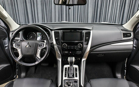 Mitsubishi Pajero Sport III рестайлинг, 2019 год, 3 798 000 рублей, 13 фотография