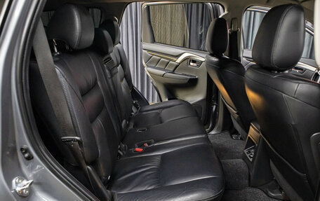 Mitsubishi Pajero Sport III рестайлинг, 2019 год, 3 798 000 рублей, 11 фотография