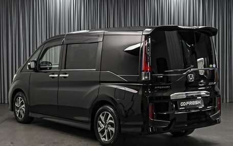 Honda Stepwgn IV, 2015 год, 1 899 000 рублей, 2 фотография