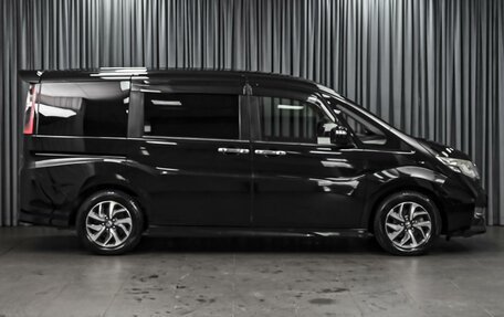 Honda Stepwgn IV, 2015 год, 1 899 000 рублей, 5 фотография