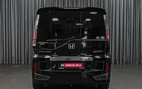 Honda Stepwgn IV, 2015 год, 1 899 000 рублей, 4 фотография