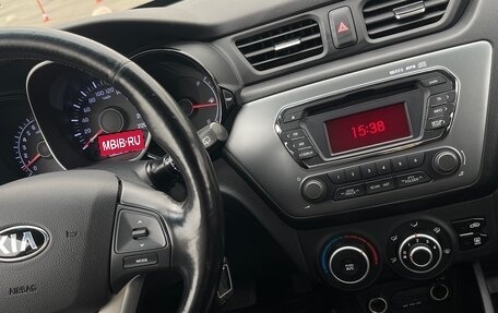 KIA Rio III рестайлинг, 2014 год, 800 000 рублей, 15 фотография