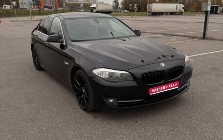 BMW 5 серия, 2013 год, 1 400 000 рублей, 1 фотография