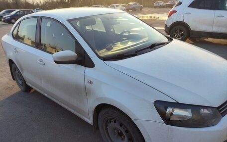 Volkswagen Polo VI (EU Market), 2015 год, 750 000 рублей, 2 фотография