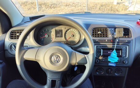 Volkswagen Polo VI (EU Market), 2015 год, 750 000 рублей, 6 фотография