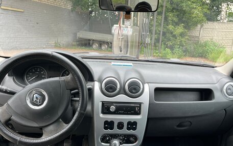 Renault Logan I, 2013 год, 230 000 рублей, 9 фотография