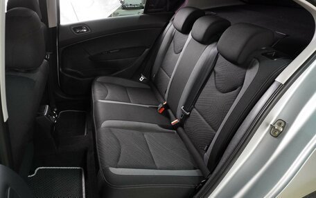 Peugeot 408 I рестайлинг, 2014 год, 649 000 рублей, 9 фотография