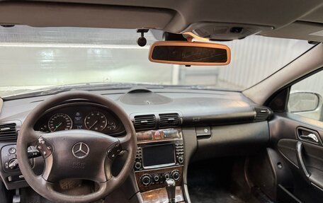 Mercedes-Benz C-Класс, 2004 год, 420 000 рублей, 6 фотография