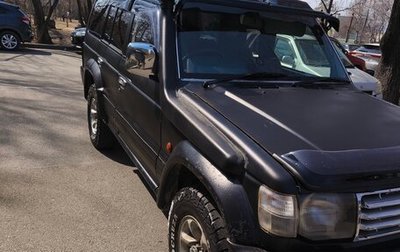 Mitsubishi Pajero III рестайлинг, 1993 год, 800 000 рублей, 1 фотография