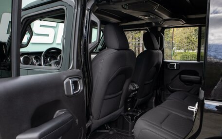 Jeep Wrangler, 2021 год, 5 400 000 рублей, 18 фотография