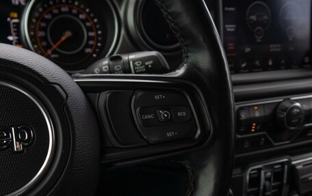 Jeep Wrangler, 2021 год, 5 400 000 рублей, 25 фотография