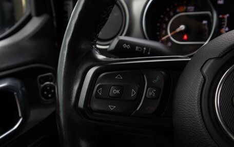 Jeep Wrangler, 2021 год, 5 400 000 рублей, 24 фотография