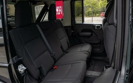 Jeep Wrangler, 2021 год, 5 400 000 рублей, 14 фотография