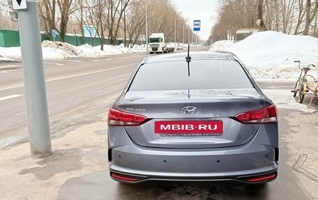 Hyundai Solaris II рестайлинг, 2021 год, 1 780 000 рублей, 4 фотография