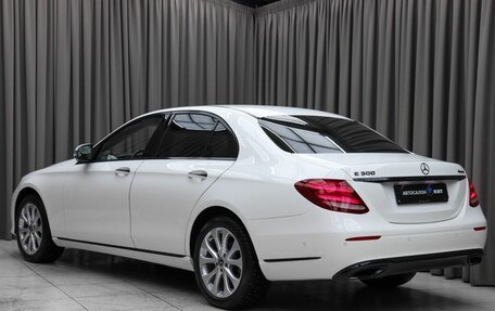 Mercedes-Benz E-Класс, 2019 год, 3 990 000 рублей, 6 фотография