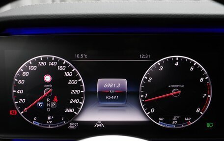 Mercedes-Benz E-Класс, 2019 год, 3 990 000 рублей, 13 фотография